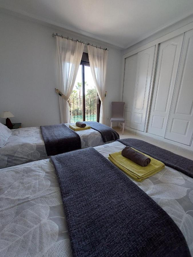 L.A. Apartment Los Alcazares Bagian luar foto