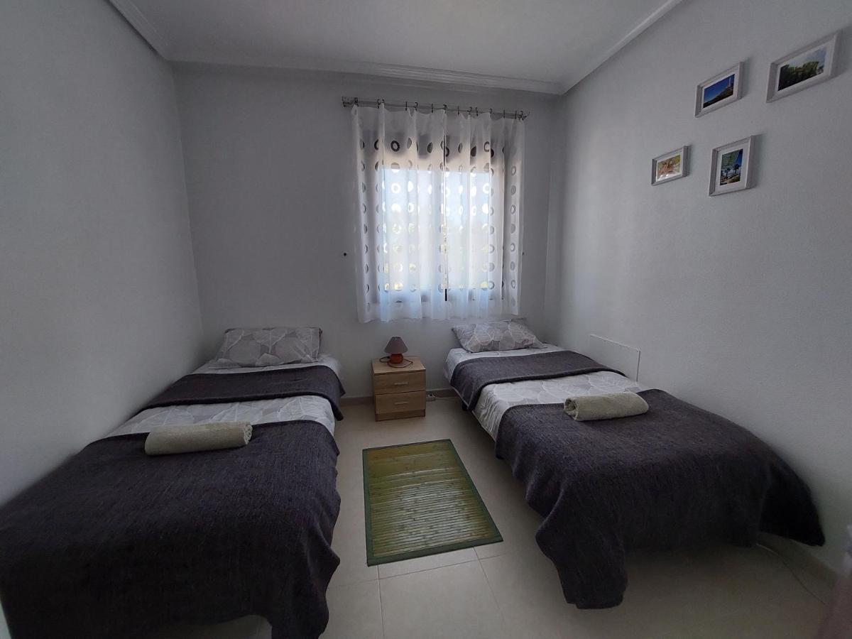 L.A. Apartment Los Alcazares Bagian luar foto